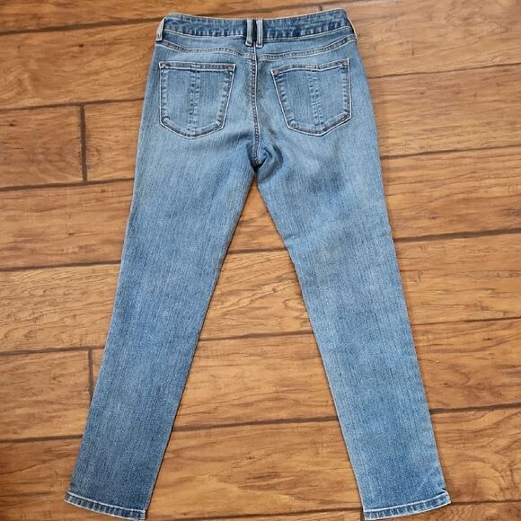 Sonoma Skinny Womens Size 4 Jeans Embroidered Detail - Picture 5 of 6